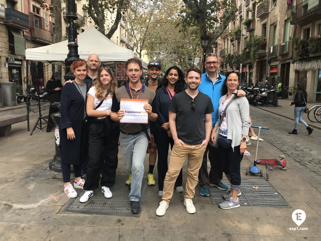 Group photo Barcelona Ancient Markets Walking Tour on 29 October 2022 with Eoghan