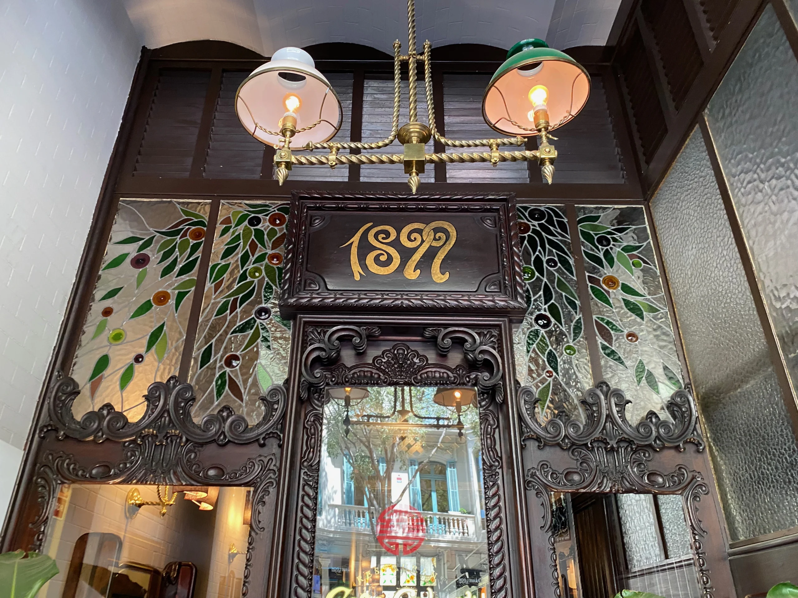 Casa Calvet detail on Barcelona Architecture Insider Tour