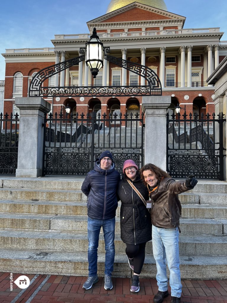Group photo Freedom Trail Highlights Walking Tour on Jan 13, 2024 with Paul