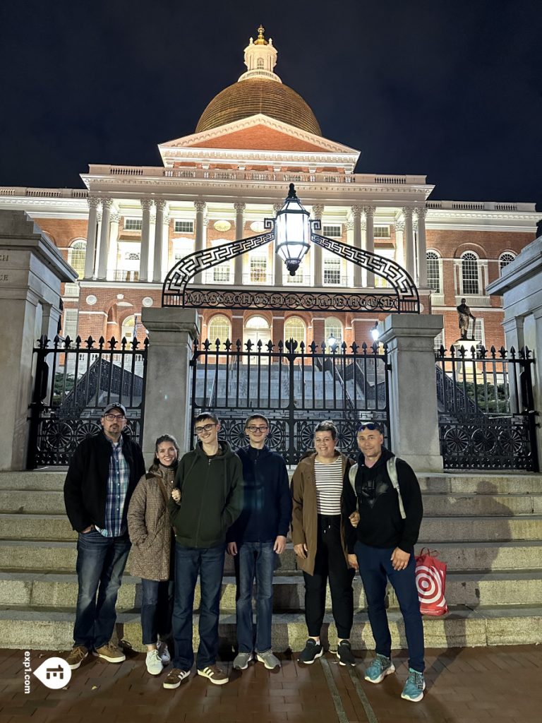Group photo Haunted Boston Walking Tour on Sep 23, 2024 with Amber