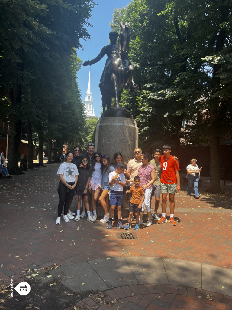 Group photo Freedom Trail Highlights Walking Tour on Jul 12, 2025 with Paul