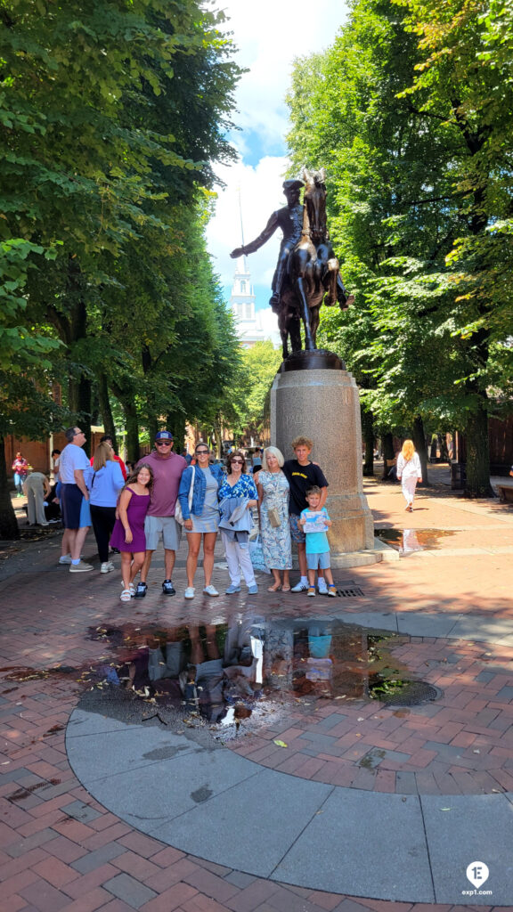 Group photo Freedom Trail Highlights Walking Tour on Aug 1, 2025 with Charlie