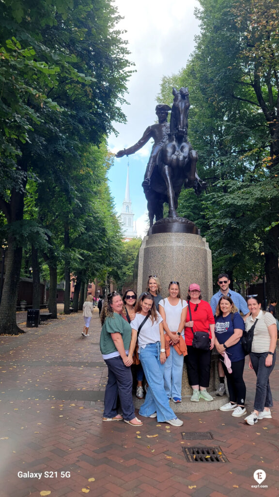 Group photo Freedom Trail Highlights Walking Tour on Sep 14, 2025 with Charlie