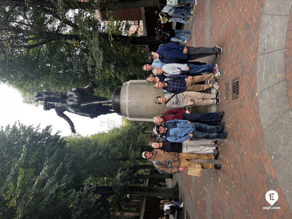 Group photo Freedom Trail Highlights Walking Tour on Oct 11, 2025 with Paul