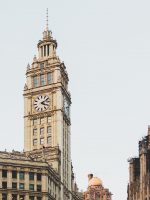 Wrigley Building on Chicago architecture tour