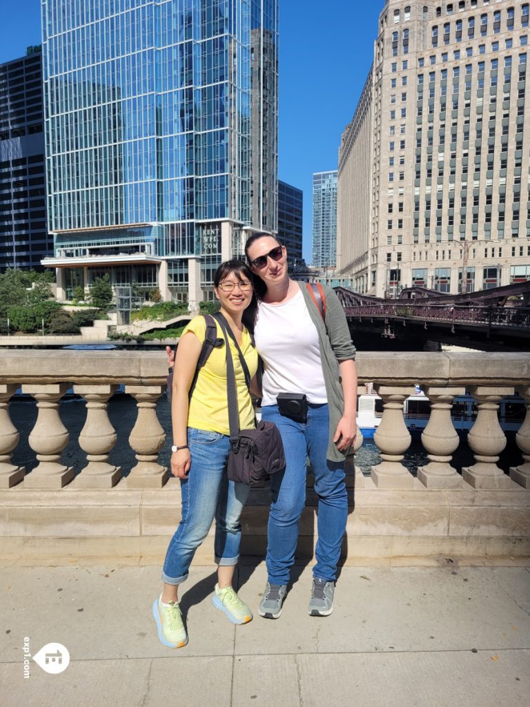 Group photo Chicago Riverwalk Architecture Tour on Sep 30, 2023 with Isabel