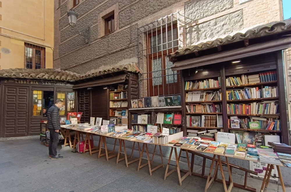 Bookseller in Madrid