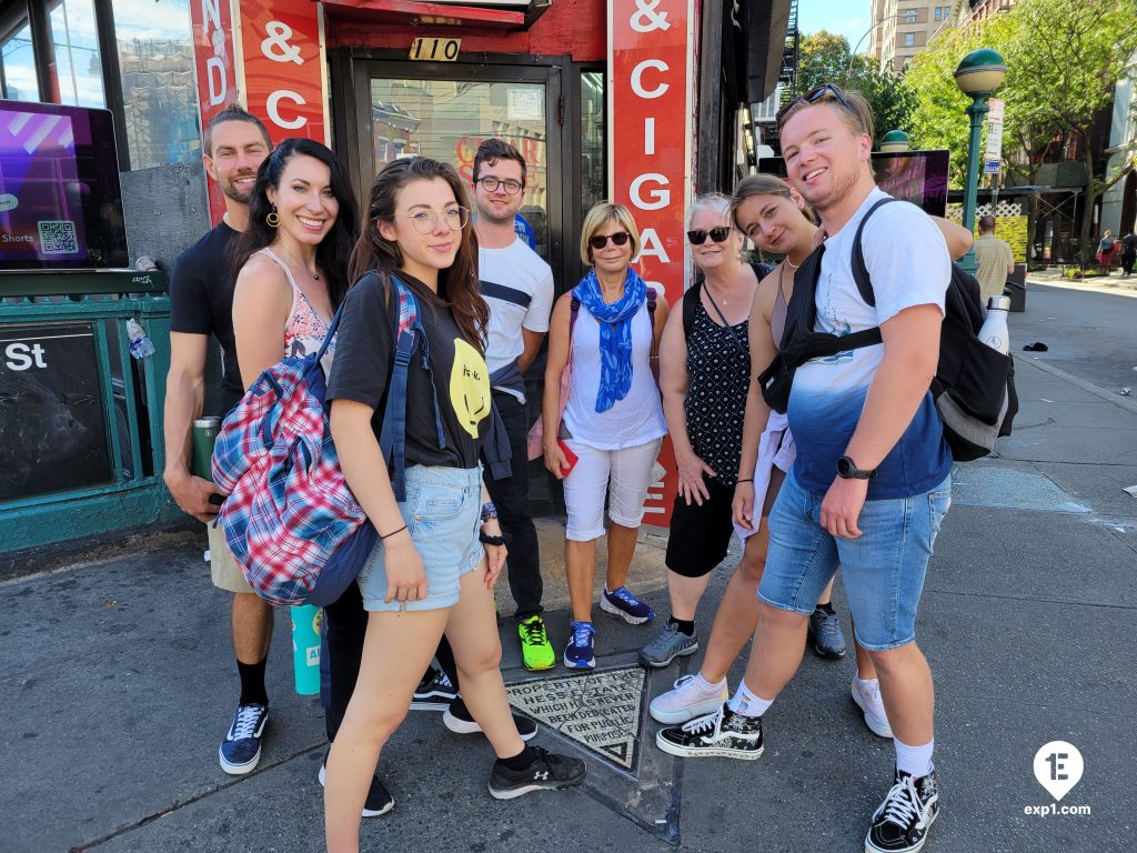 Group photo Greenwich Village Tour on 10 September 2022 with Gordon