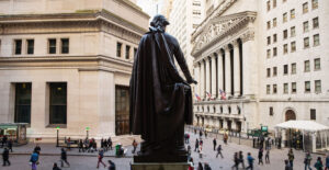 Statue on Wall Street tour