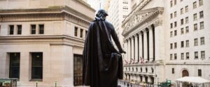 Statue on Wall Street tour
