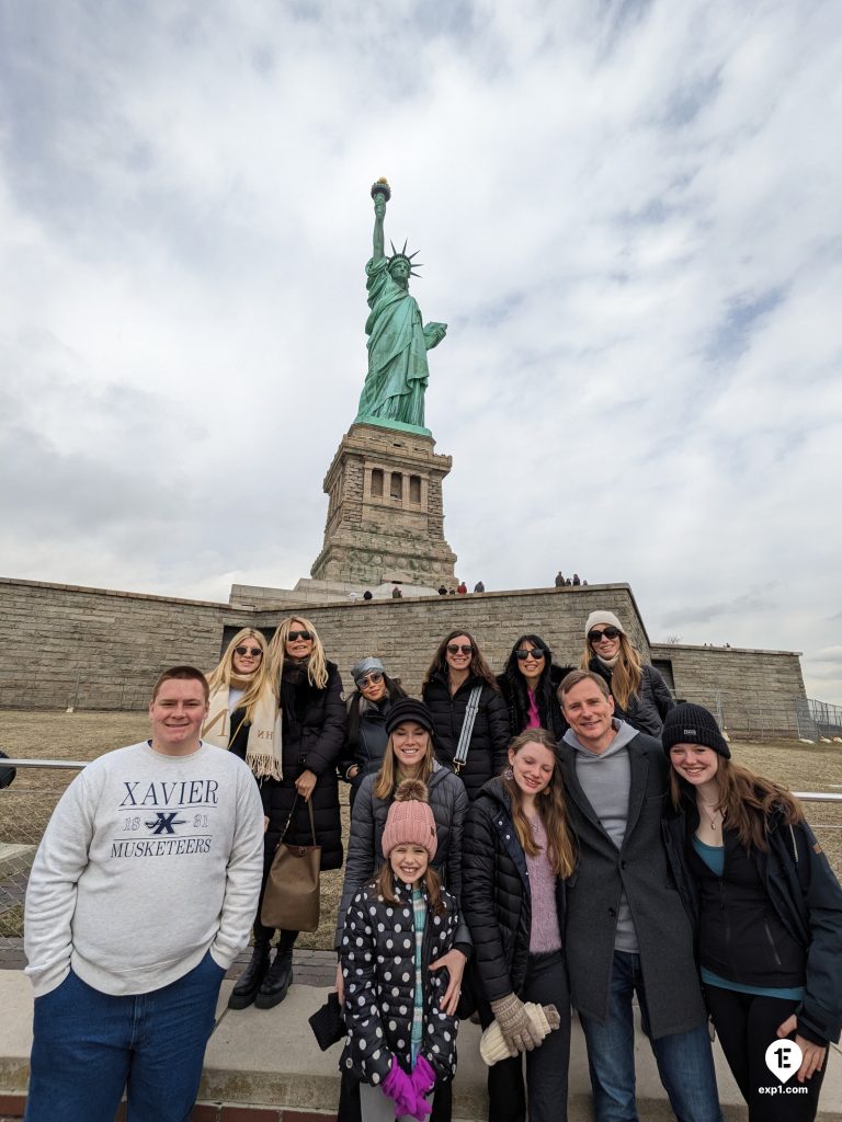 Group photo Statue Express Tour on 10 March 2023 with Daniel