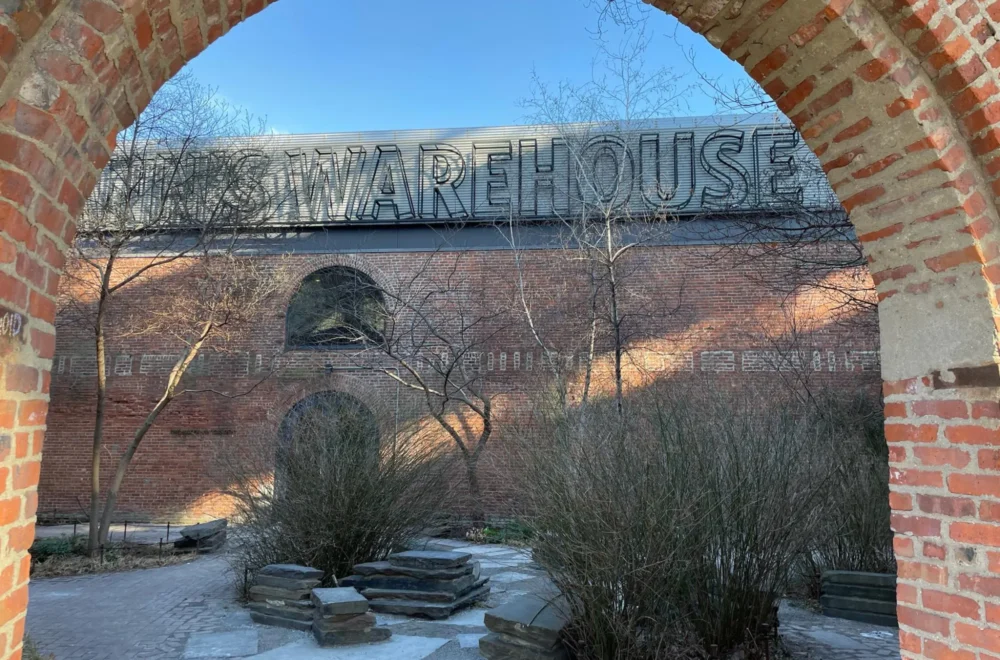 View of warehouse on Dumbo food and culture tour