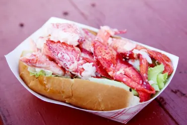 Fresh Lobster Roll