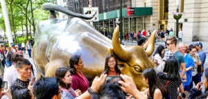 Charging Bull photo on Wall Street tour