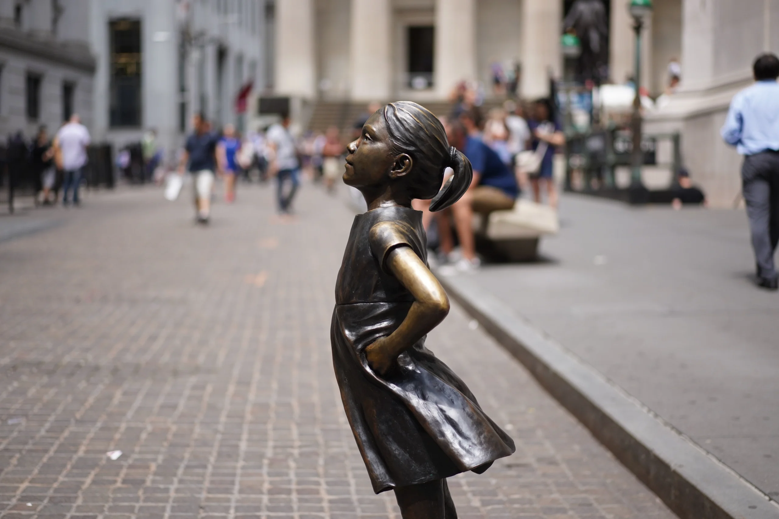 Fearless Girl side view