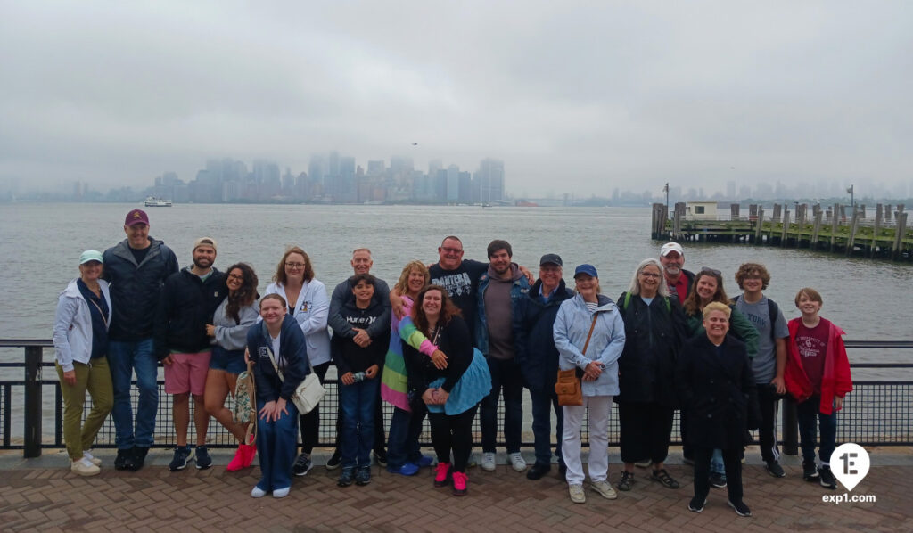Group photo Statue of Liberty and Ellis Island Tour on Jun 16, 2025 with Jorge