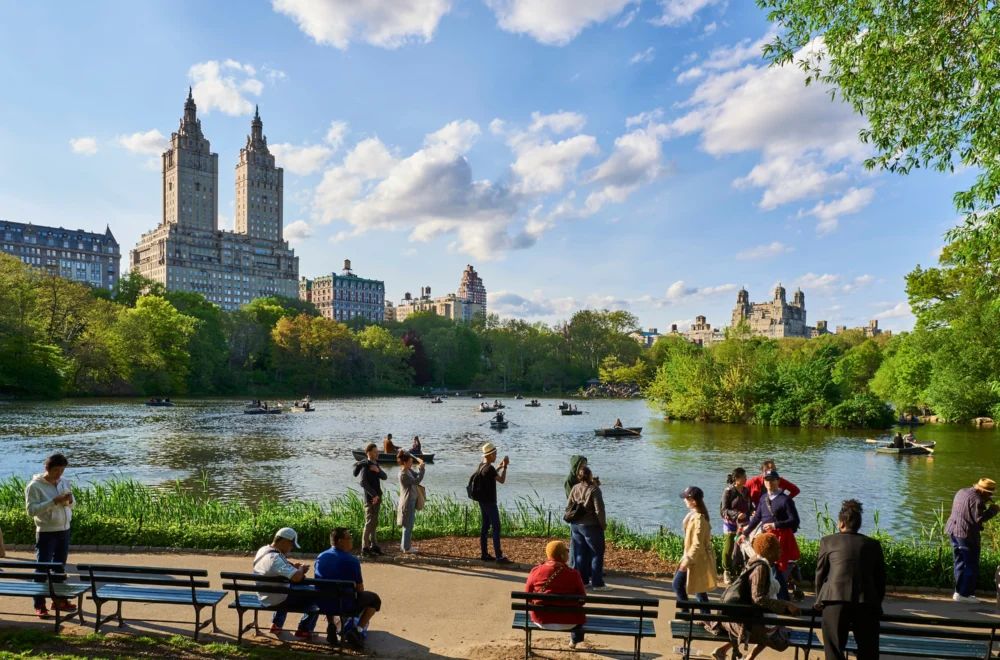 Lakeside view of Central Park in NYC during private guided tour