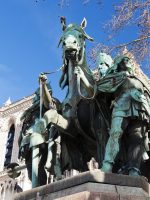 Statue of Charlemagne in front of Notre Dame