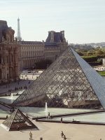 louvre pyramid