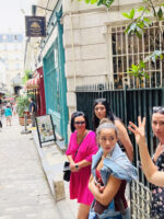 Cour du Commerce Saint-André with tour guide leading group