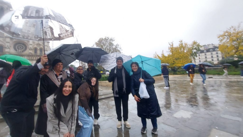 Group photo Notre Dame Outdoor Walking Tour With Crypt on Nov 18, 2023 with Adriana