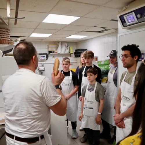 igor-showing-bread-to-tour-group-1