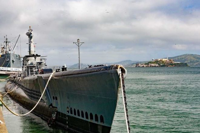 Fisherman’s Wharf Walking Tour With Alcatraz Ticket