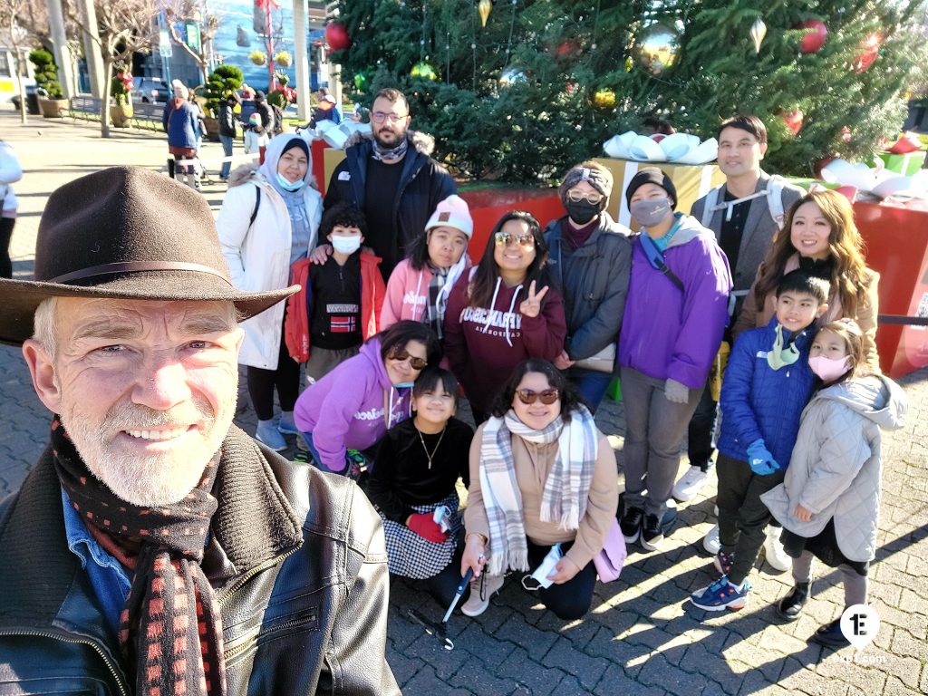 Group photo Fishermans Wharf Tour on 30 December 2021 with Chet