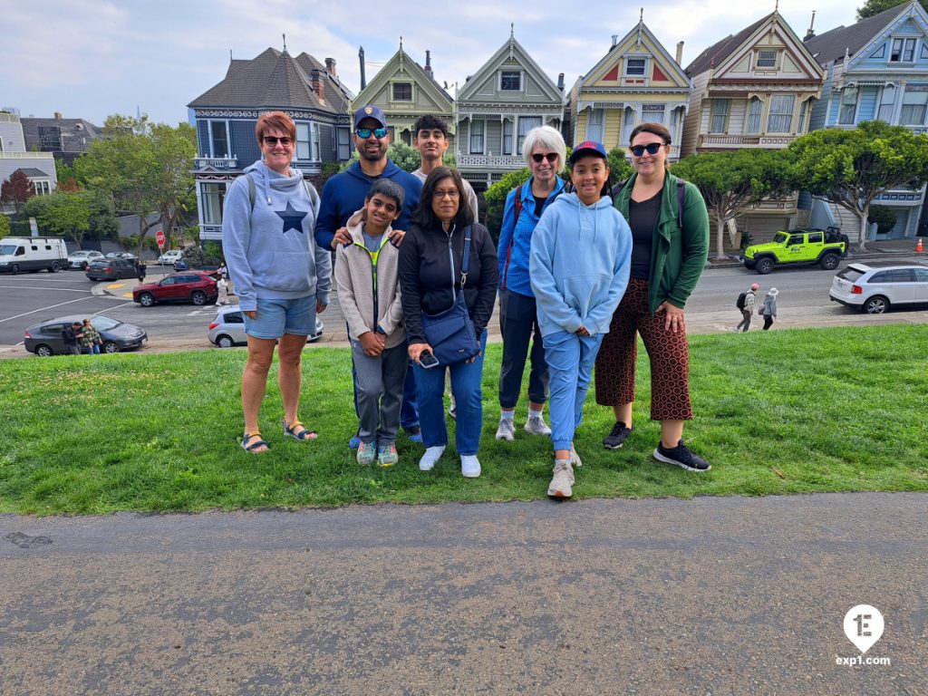 Group photo The Painted Ladies and Victorian Homes of Alamo Square Tour on Sep 23, 2023 with John