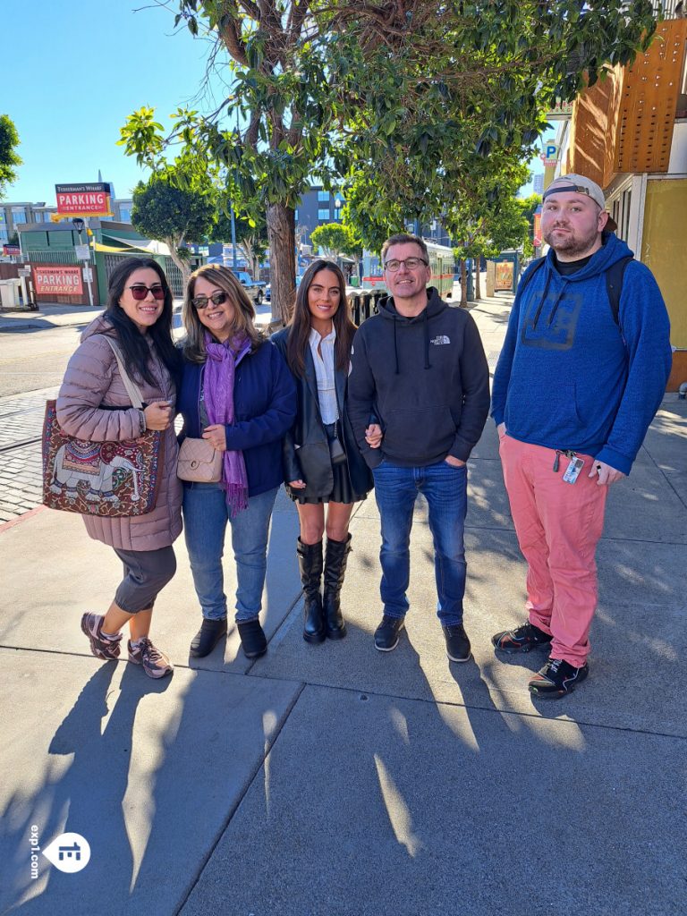 Group photo Custom on Nov 24, 2023 with John