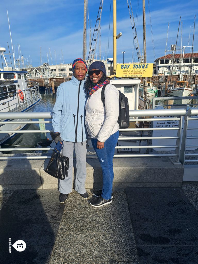 Group photo Custom on Dec 25, 2023 with John