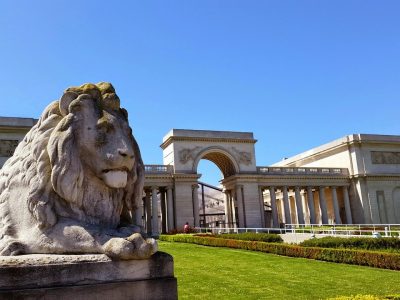 Legion of Honor exterior with lion statue in SF