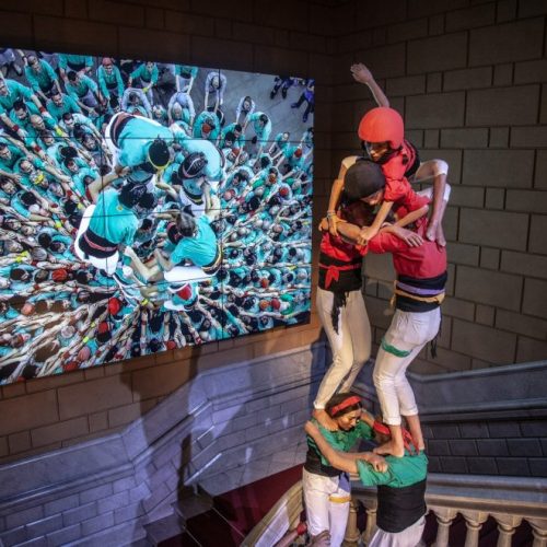 Castellers-inside-the-barcelona-wax-museum-1-1-1000x660
