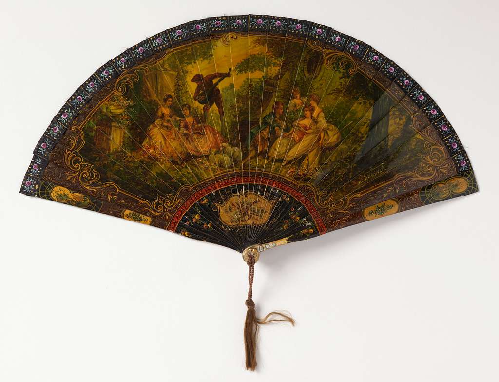 Brisé fan from the Cooper Hewitt, Smithsonian Design Museum