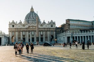 Early morning St. Peter’s Square (1) (1)